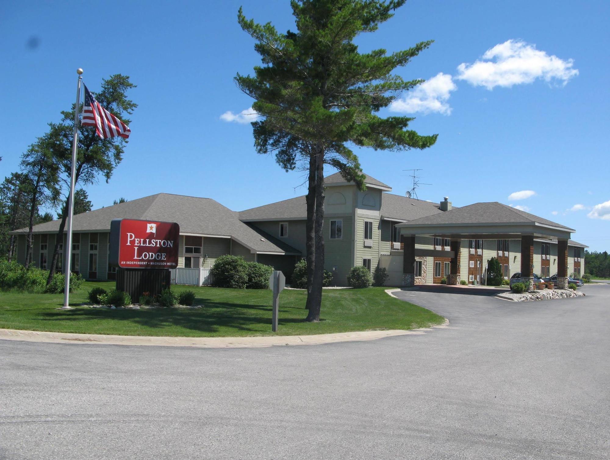 Pellston Lodge Экстерьер фото
