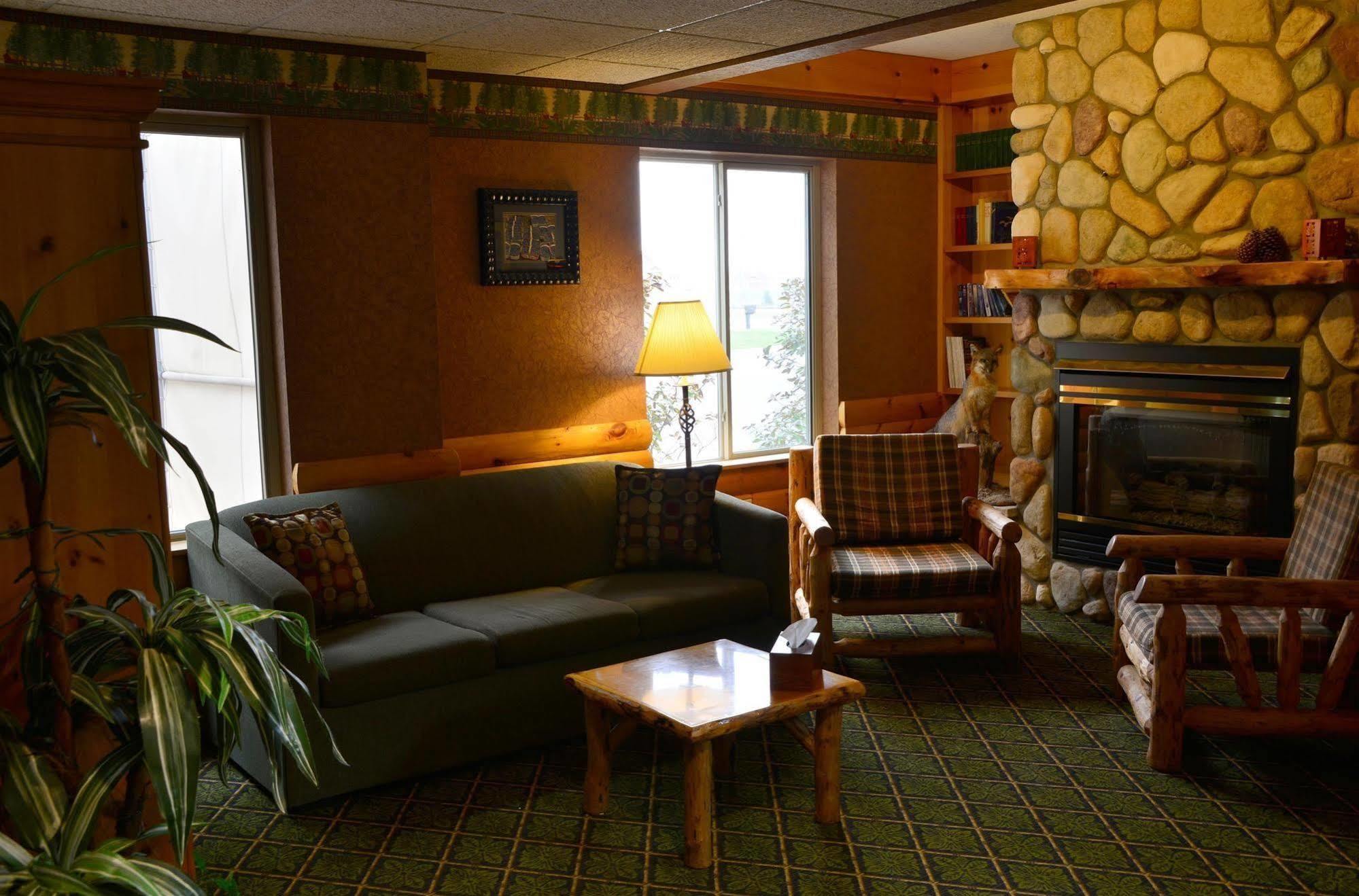 Pellston Lodge Экстерьер фото
